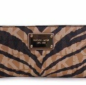 Michael Kors Jet Set Tiger Stripe Logo Wallet